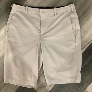 Lululemon Mens Classic Fit Short, size 36, light tan/trench